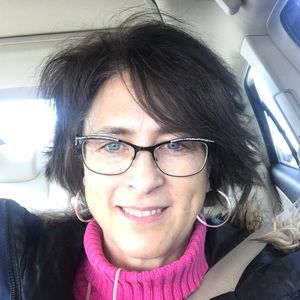 Meet your Posher, Shelly